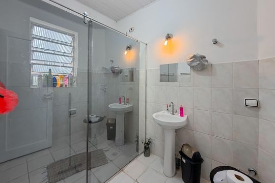Casa 2 - Banheiro de casa à venda com 4 quartos, 240m² em Vila Mariana, São Paulo