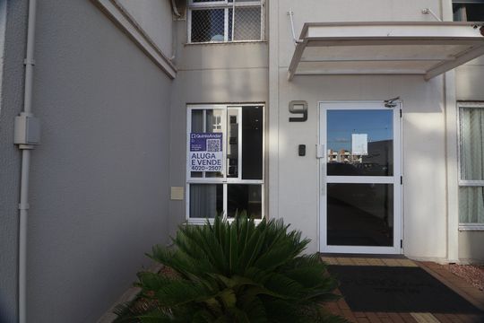 Placa de apartamento à venda com 2 quartos, 45m² em Estância Velha, Canoas