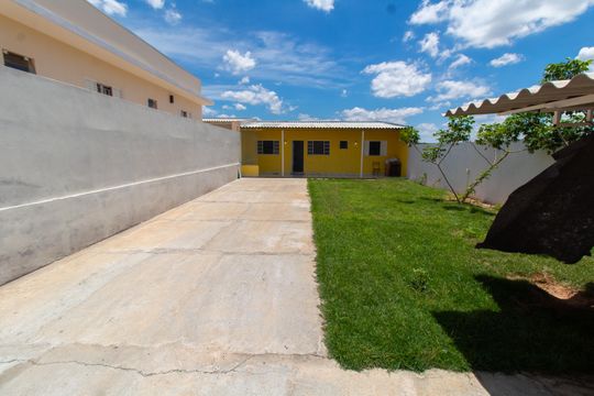 FACHADA DA CASA de casa à venda com 1 quarto, 40m² em Vila Dutra, Campinas
