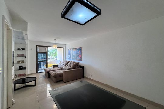 Sala de apartamento à venda com 3 quartos, 110m² em Barra da Tijuca, Rio de Janeiro