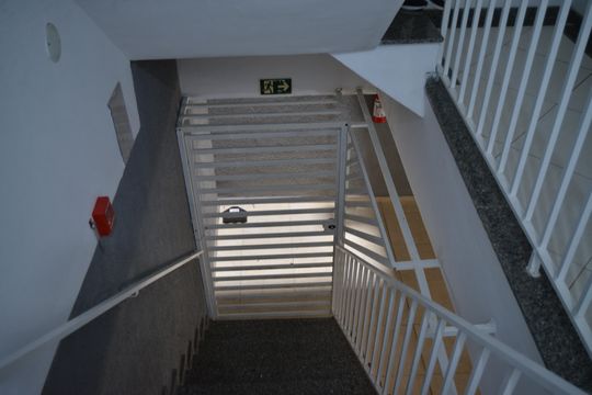 Escada de apartamento à venda com 2 quartos, 80m² em Vila Valparaíso, Santo André