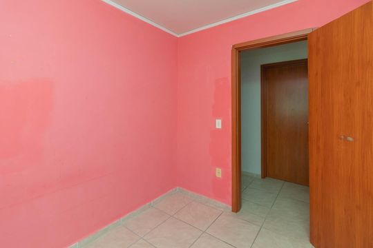 Quarto 1 de apartamento para alugar com 2 quartos, 50m² em Chapéu do Sol, Porto Alegre