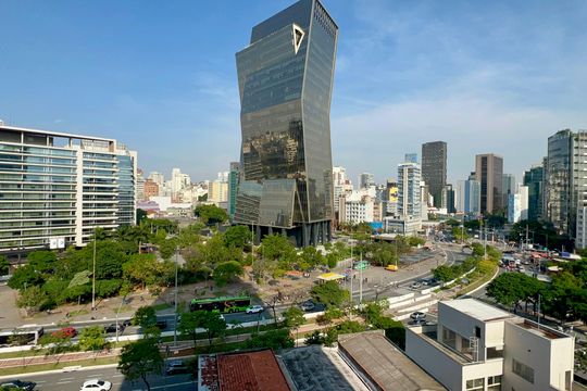 Sacada de kitnet/studio à venda com 1 quarto, 28m² em Pinheiros, São Paulo
