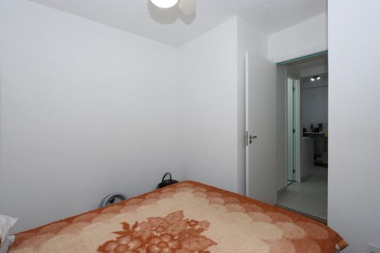 Quarto 1 de apartamento à venda com 2 quartos, 33m² em Vila Graciosa, São Paulo