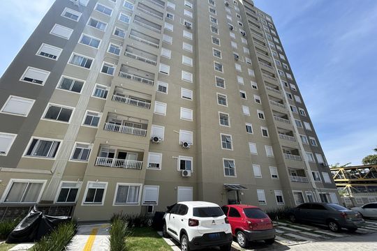 Fachada do bloco de apartamento para alugar com 2 quartos, 50m² em Del Castilho, Rio de Janeiro