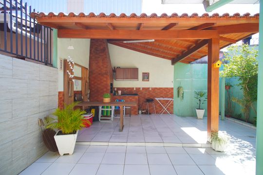 Casa à venda com 2 quartos, 75m² em Santo Afonso, Novo Hamburgo