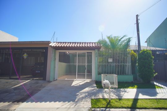 Casa à venda com 2 quartos, 75m² em Santo Afonso, Novo Hamburgo