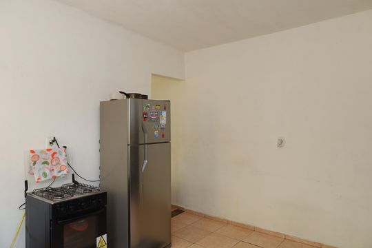 Cozinha de casa à venda com 1 quarto, 340m² em Vila Carmosina, São Paulo