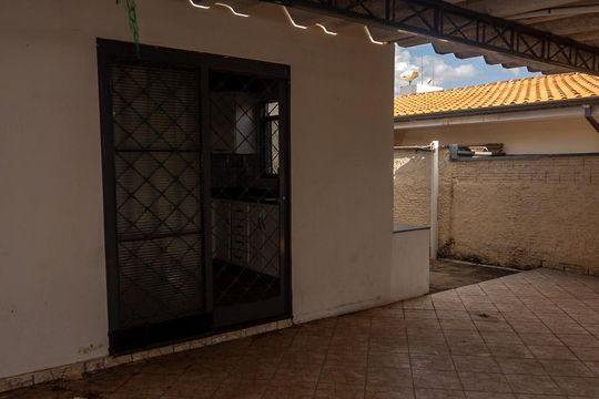 Quintal de casa para alugar com 3 quartos, 187m² em Vila Santa Catarina, Americana