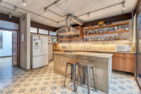 Casa à venda com 5 quartos, 600m² em Santo Amaro, São Paulo