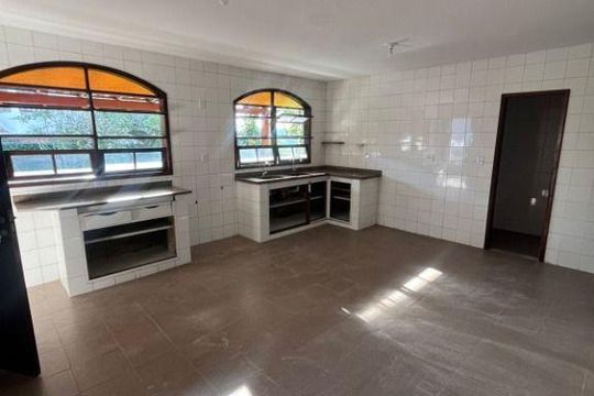 Casa à venda com 2 quartos, 170m² em Vila Progresso, Niterói