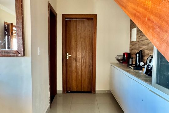 Sala de casa de condomínio à venda com 4 quartos, 260m² em Taguatinga Norte (Taguatinga), Brasília