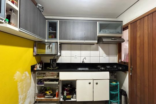 Cozinha de casa à venda com 2 quartos, 60m² em Arroio da Manteiga, São Leopoldo
