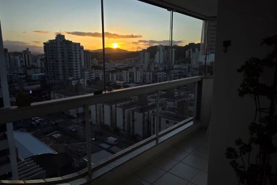 Varanda de apartamento para alugar com 2 quartos, 87m² em Campinas, São José