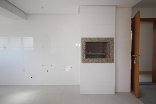 Cozinha de apartamento à venda com 2 quartos, 64m² em Bom Jesus, Porto Alegre