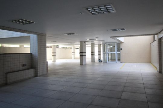 Hall social de apartamento à venda com 2 quartos, 64m² em Bom Jesus, Porto Alegre
