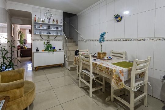 Sala de Jantar de casa para alugar com 2 quartos, 180m² em Vila Cruz das Almas, São Paulo