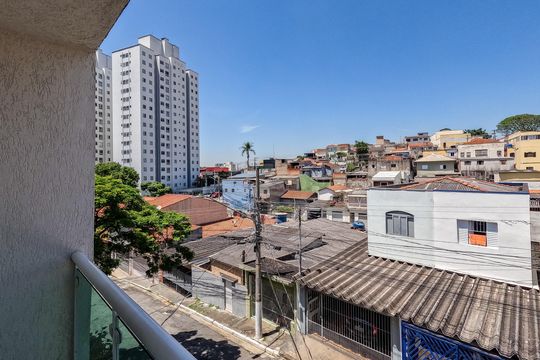 varanda de casa para alugar com 2 quartos, 180m² em Vila Cruz das Almas, São Paulo