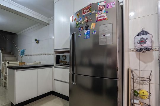 Cozinha de casa para alugar com 2 quartos, 180m² em Vila Cruz das Almas, São Paulo