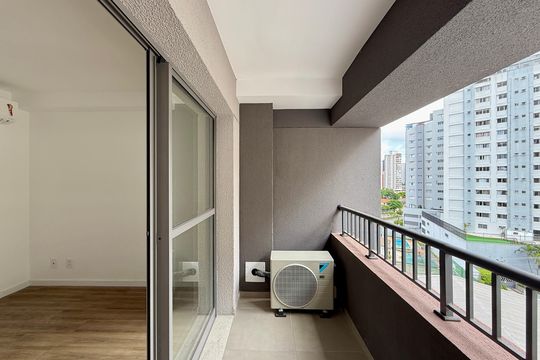Sacada  de kitnet/studio à venda com 0 quarto, 29m² em Vila Santa Catarina, São Paulo