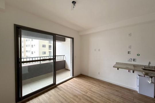Quarto de kitnet/studio à venda com 0 quarto, 29m² em Vila Santa Catarina, São Paulo