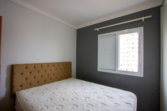 Suíte de apartamento para alugar com 2 quartos, 60m² em Vila Príncipe de Gales, Santo André