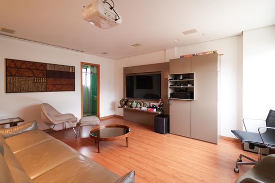 Apartamento à venda com 4 quartos, 400m² em Savassi, Belo Horizonte