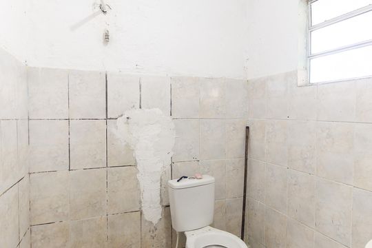 Banheiro Casa 3 de casa à venda com 4 quartos, 330m² em Itaquera, São Paulo