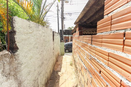 Corredor Externo de casa à venda com 4 quartos, 330m² em Itaquera, São Paulo