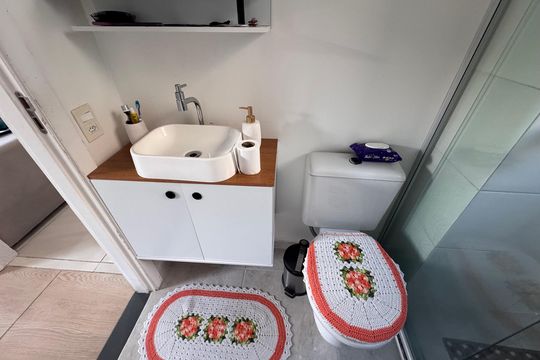 Banheiro Social de apartamento para alugar com 2 quartos, 44m² em Santos Dumont, São Leopoldo