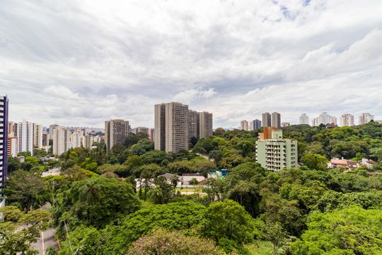 Apartamento à venda com 3 quartos, 297m² em Vila Suzana, São Paulo