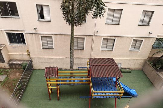Vista da suíte  de apartamento à venda com 2 quartos, 50m² em Parque Sao Vicente, Santo André