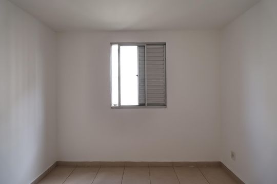 Quarto 1 de apartamento à venda com 2 quartos, 50m² em Parque Sao Vicente, Santo André