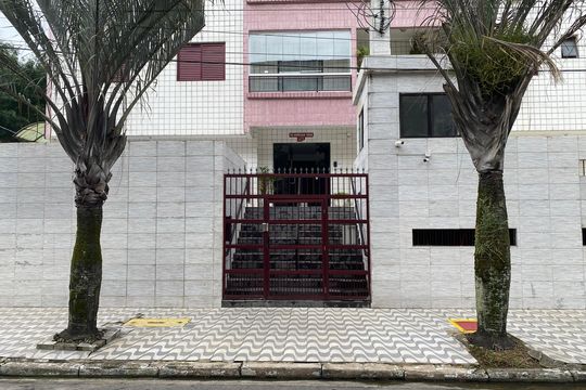 Fachada de apartamento para alugar com 1 quarto, 60m² em Vila Tupi, Praia Grande