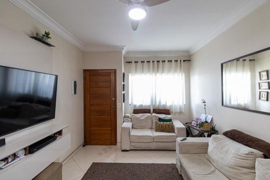 Casa à venda com 3 quartos, 257m² em Vila Rio Branco, São Paulo