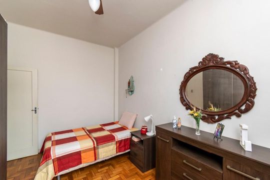 Quarto 2 de apartamento à venda com 2 quartos, 63m² em Olaria, Rio de Janeiro