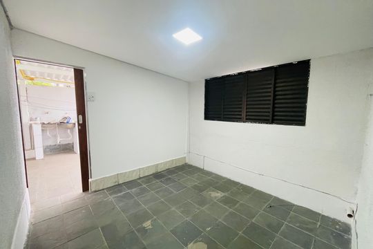 Sala de casa à venda com 7 quartos, 220m² em Jardim America, Guarulhos