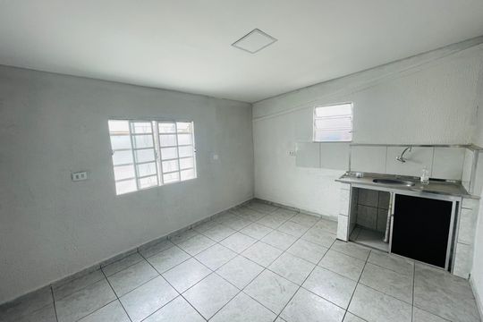Cozinha de casa à venda com 7 quartos, 220m² em Jardim America, Guarulhos