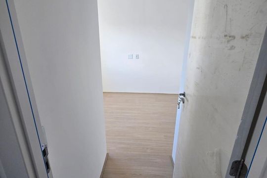 Quarto 1 de apartamento para alugar com 2 quartos, 50m² em Santo Cristo, Rio de Janeiro