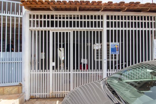 Fachada de kitnet/studio para alugar com 1 quarto, 15m² em Conjunto C, Brasília