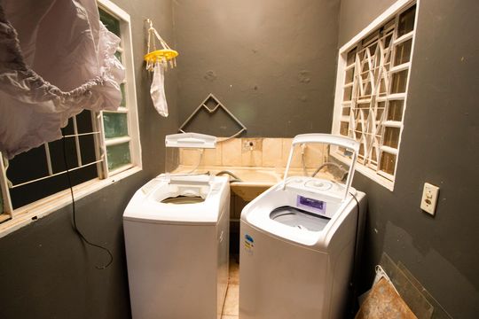 Área de Serviço de kitnet/studio para alugar com 1 quarto, 15m² em Conjunto C, Brasília