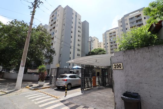 Fachada de apartamento à venda com 3 quartos, 67m² em Parque Continental, Osasco