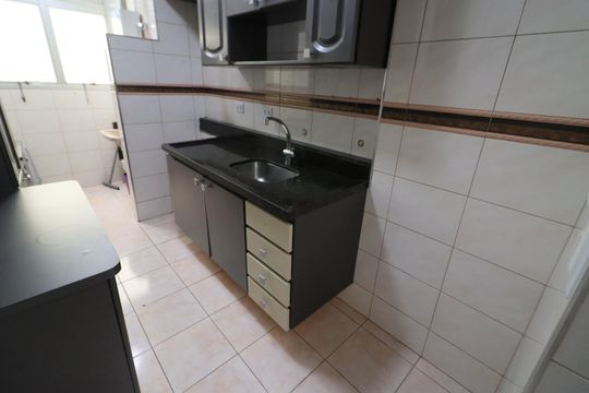 Cozinha e Área de Serviço de apartamento à venda com 3 quartos, 67m² em Parque Continental, Osasco