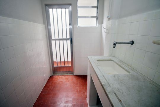 Cozinha de casa para alugar com 1 quarto, 50m² em Vista Alegre, Rio de Janeiro