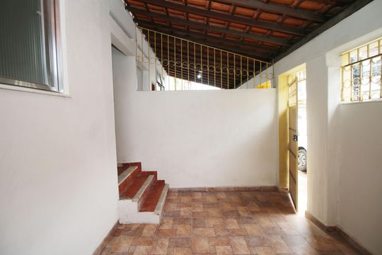 Quintal de casa para alugar com 1 quarto, 50m² em Vista Alegre, Rio de Janeiro