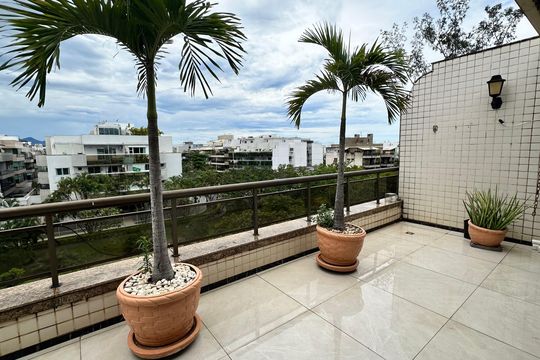 Varanda de apartamento à venda com 3 quartos, 240m² em Recreio dos Bandeirantes, Rio de Janeiro