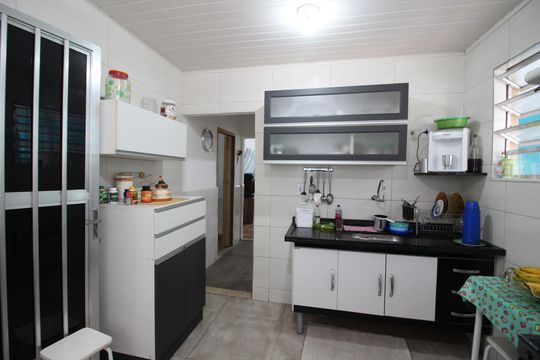 Cozinha de casa à venda com 4 quartos, 200m² em Curicica, Rio de Janeiro