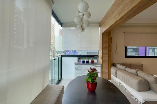Varanda de apartamento para alugar com 1 quarto, 68m² em Pinheiros, São Paulo