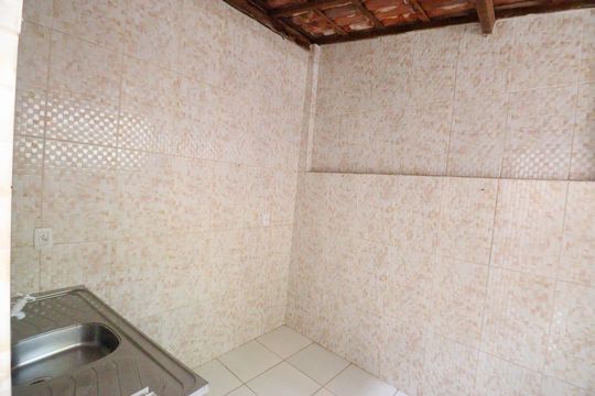 Cozinha de apartamento para alugar com 2 quartos, 57m² em Barbalho, Salvador