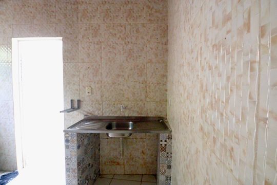 Cozinha de apartamento para alugar com 2 quartos, 57m² em Barbalho, Salvador